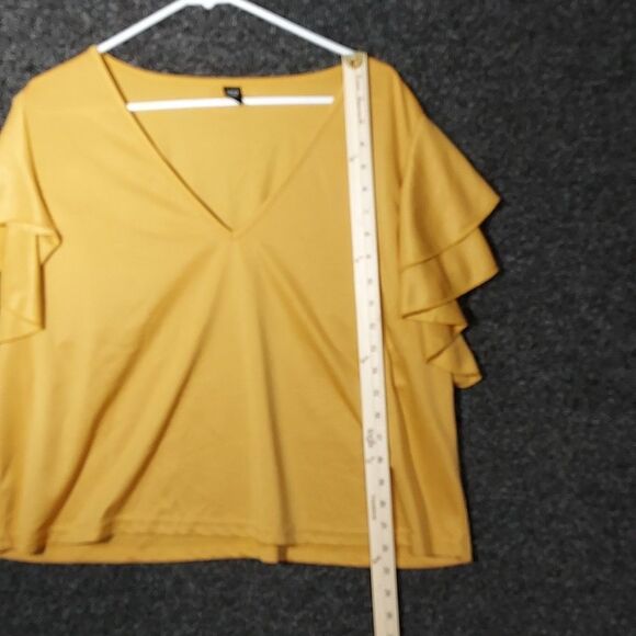 Shein Gold 3X V-Neck Women's - Picture 6 of 12